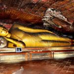 Пещерный храм Дамбулла (Dambulla Cave Temple)